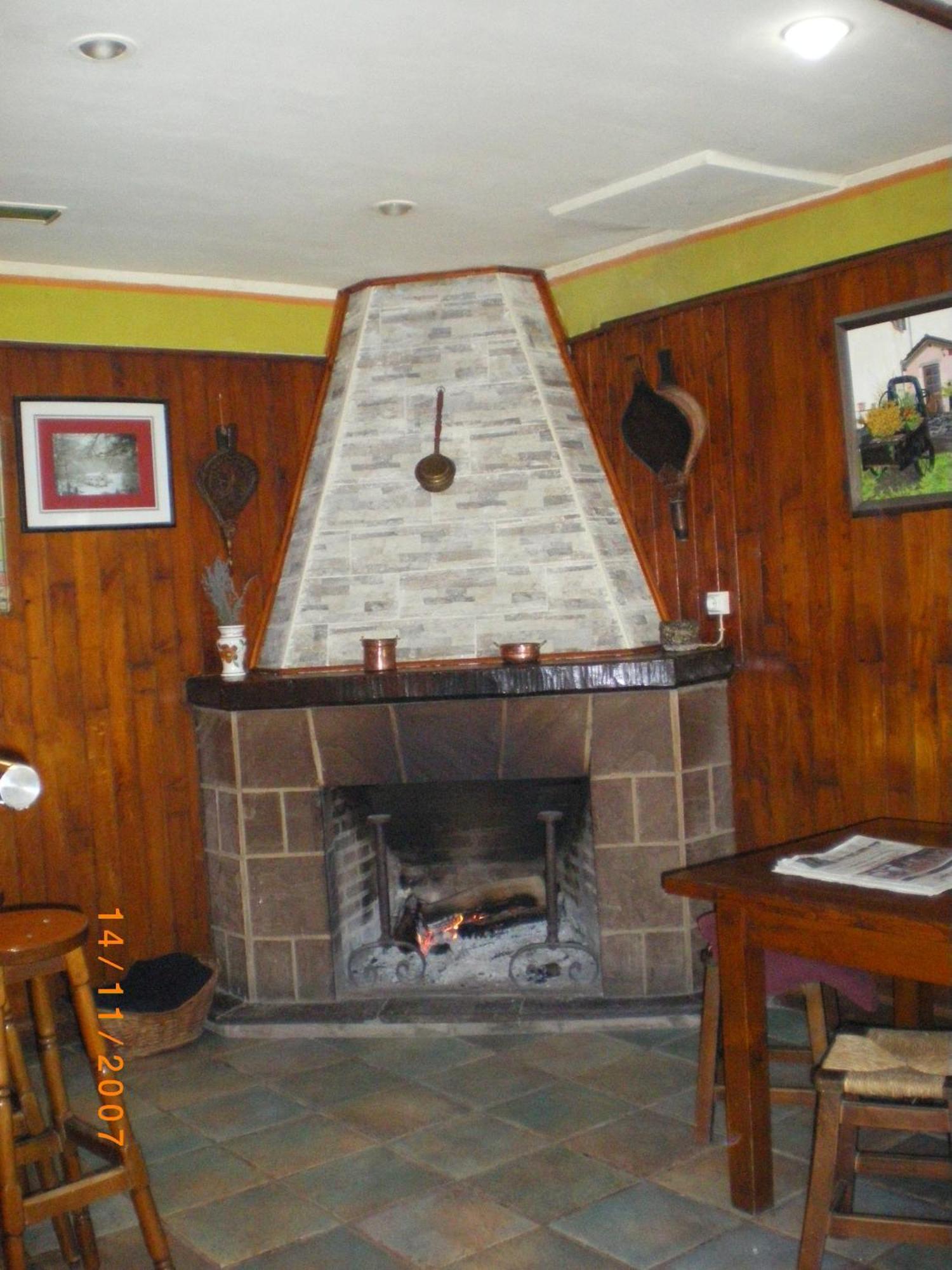 Hostal Venta San Blas Almándoz Esterno foto