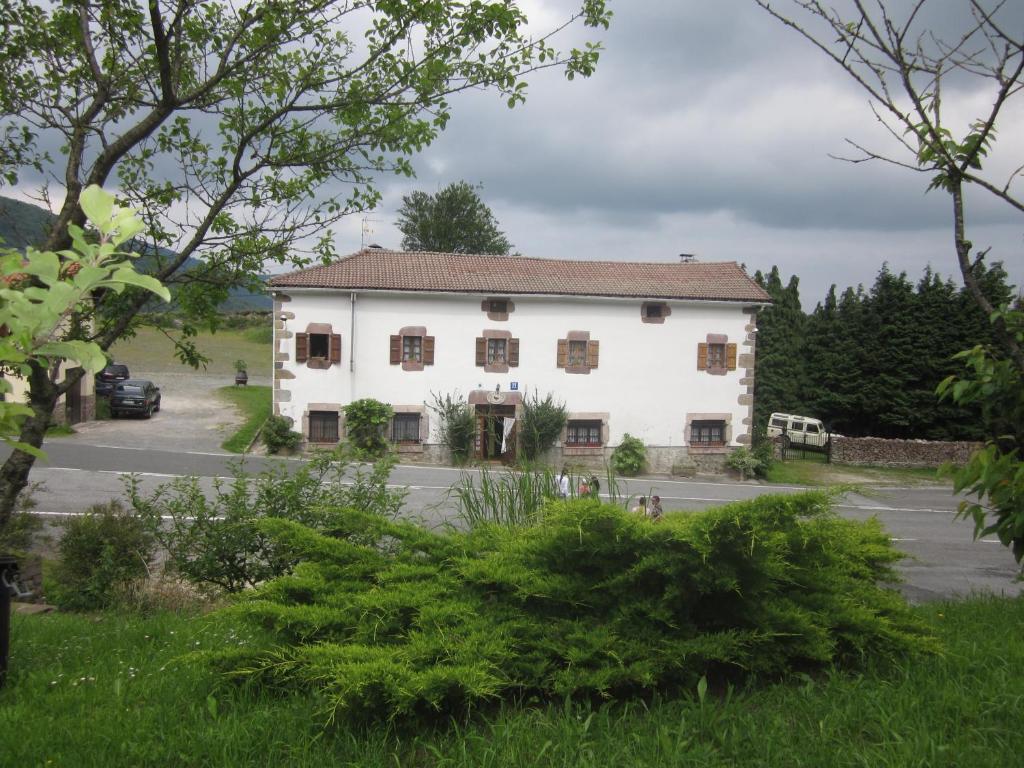 Hostal Venta San Blas Almándoz Esterno foto